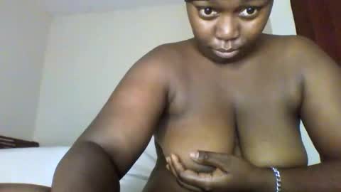 sexyebony7 online show from February 17, 9:17 am