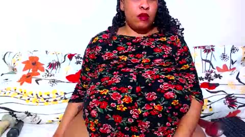 Snapshot of sexyebonylove89 chatting on October 2, 8:16 pm sexyebonylove89 online show from October 2, 8:16 pm