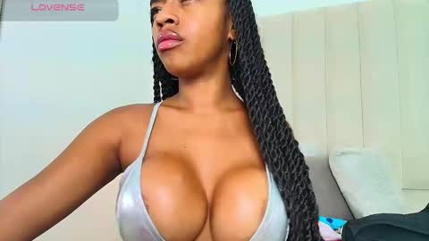 Vanessa online show from December 4, 8:28 pm