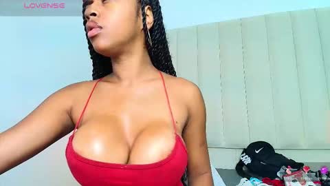 Vanessa online show from December 5, 1:52 pm