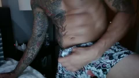 Snapshot of sexyfitdaddy chatting on June 26, 11:31 pm Sexy Fit Daddy online show from June 26, 11:31 pm