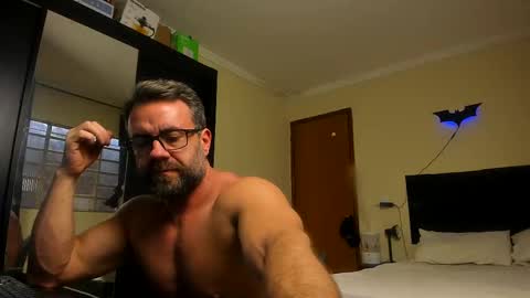chris online show from October 17, 6:54 pm