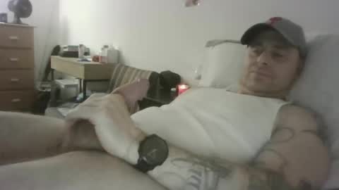 Snapshot of sexyfredy7722 chatting on November 19, 4:01 am sexyfredy7722 online show from November 19, 4:01 am