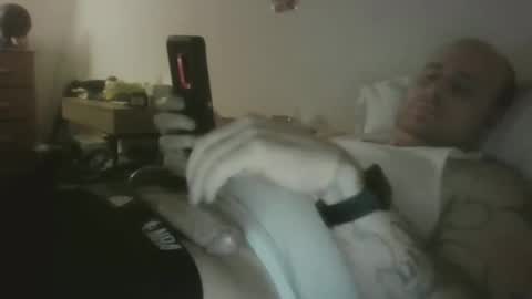 Snapshot of sexyfredy7722 chatting on December 22, 4:31 am sexyfredy7722 online show from December 22, 4:31 am