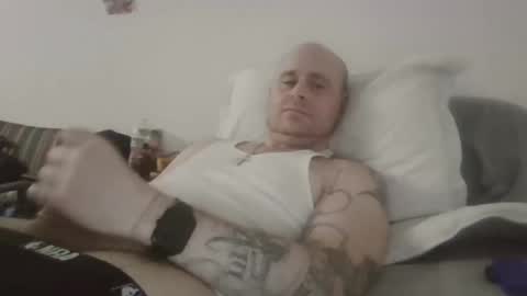 Snapshot of sexyfredy7722 chatting on January 12, 4:07 am sexyfredy7722 online show from January 12, 4:07 am