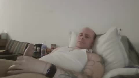 Snapshot of sexyfredy7722 chatting on February 2, 3:49 am sexyfredy7722 online show from February 2, 3:49 am