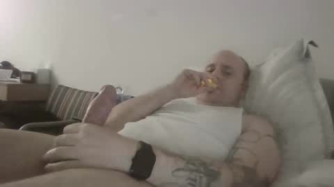 Snapshot of sexyfredy7722 chatting on February 4, 4:29 am sexyfredy7722 online show from February 4, 4:29 am