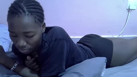 sexyghurl12 online show from February 26, 3:16 am