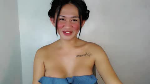 Snapshot of sexygigi_xox chatting on November 3, 9:48 pm gigi online show from November 3, 9:48 pm