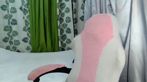 Snapshot of sexygirl_ynna chatting on July 2, 1:06 pm sexygirl_ynna online show from July 2, 1:06 pm