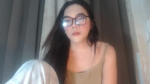 Snapshot of sexygoddess_tyra chatting on November 19, 9:37 pm TYRA 3 online show from November 19, 9:37 pm