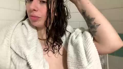 ETERNAL GODDESS WOMAN  online show from March 15, 1:22 am