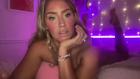 Snapshot of sexygoodvibebabe69 chatting on July 13, 7:11 am Ashley Love online show from July 13, 7:11 am