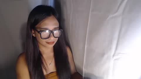 Guine3 online show from December 22, 4:09 am