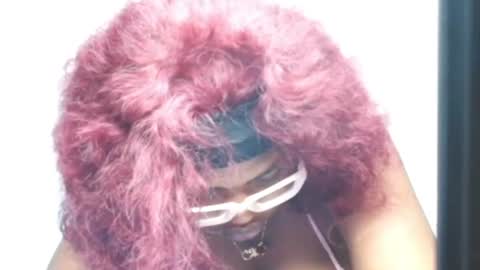 Snapshot of sexyhoneypot chatting on June 19, 12:37 am Marvellous online show from June 19, 12:37 am