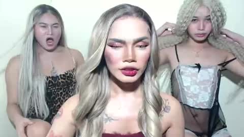 sexyhotbabe18 online show from April 27, 2:04 pm