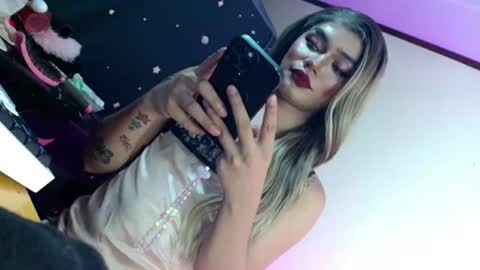 sexyhotbabe18 online show from June 20, 6:22 pm