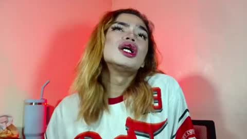 sexyhotbabe18 online show from July 1, 10:09 pm