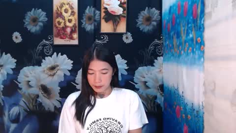 Snapshot of sexyhotjelian chatting on March 10, 12:48 pm jelian online show from March 10, 12:48 pm