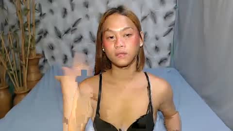 Snapshot of sexyhotrachelle chatting on March 5, 9:59 pm Rachelle online show from March 5, 9:59 pm