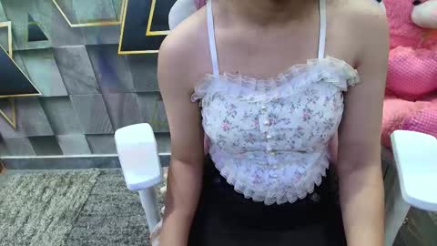 Snapshot of sexyislive chatting on October 28, 6:28 am sexyislive online show from October 28, 6:28 am