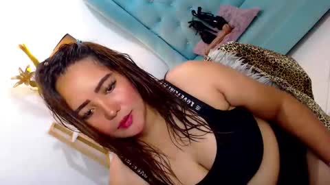 JENNY online show from October 6, 10:45 am