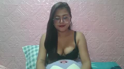 sexyjessa20 online show from April 22, 3:46 pm