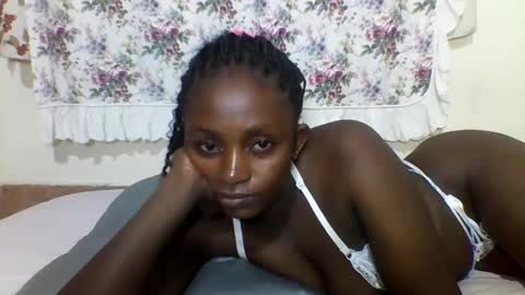 Snapshot of sexyjoane chatting on February 14, 9:24 am JOAN online show from February 14, 9:24 am