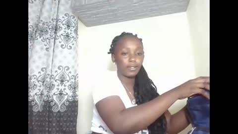 Snapshot of sexyjoane chatting on January 15, 12:04 am JOAN online show from January 15, 12:04 am