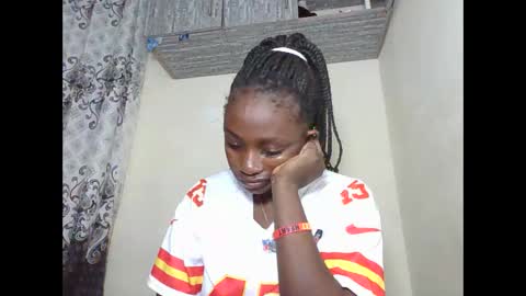 Snapshot of sexyjoane chatting on February 2, 12:42 am JOAN online show from February 2, 12:42 am