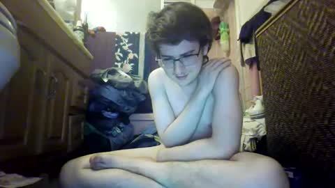 Snapshot of sexyjojo2222 chatting on June 8, 1:28 am sexyjojo2222 online show from June 8, 1:28 am