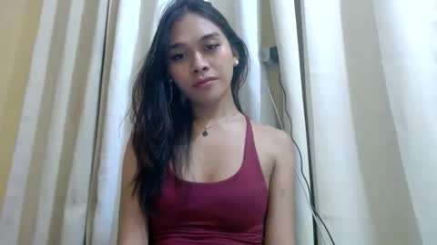 Snapshot of sexykarina_ chatting on November 12, 6:08 pm Karina3 online show from November 12, 6:08 pm