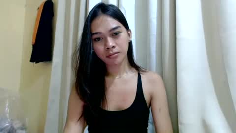 Snapshot of sexykarina_ chatting on November 24, 2:33 am Karina3 online show from November 24, 2:33 am