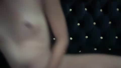 Snapshot of sexykarina_ chatting on June 13, 3:43 pm Karina3 online show from June 13, 3:43 pm
