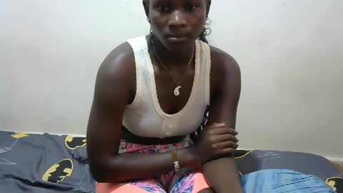 Snapshot of sexykiteey chatting on March 10, 7:32 am sexykiteey online show from March 10, 7:32 am