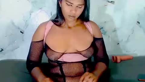 Snapshot of sexykitten147 chatting on July 5, 11:34 pm SexyKitten147 online show from July 5, 11:34 pm