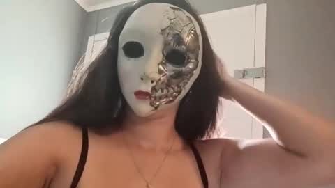 Snapshot of sexylatina1985 chatting on September 19, 3:02 pm SexyLatina1985 online show from September 19, 3:02 pm
