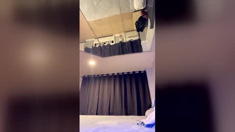 SEXYLATINCOUPLE online show from February 7, 4:38 am