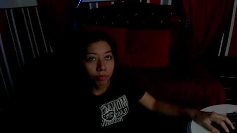 laura online show from February 8, 11:55 am