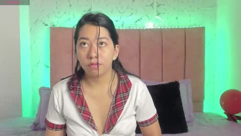 laura online show from September 11, 12:27 pm