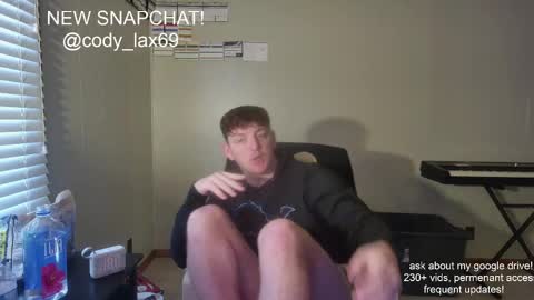 Snapshot of sexylax69 chatting on May 5, 3:09 pm sexylax69 online show from May 5, 3:09 pm