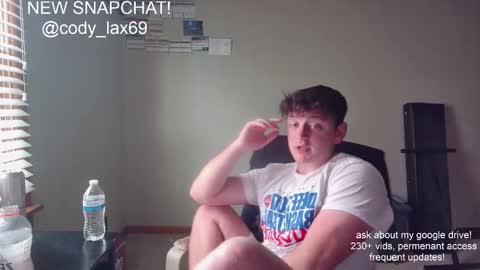 Snapshot of sexylax69 chatting on May 19, 3:07 pm sexylax69 online show from May 19, 3:07 pm