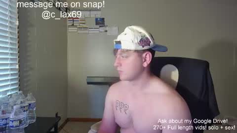 Snapshot of sexylax69 chatting on June 10, 3:22 pm sexylax69 online show from June 10, 3:22 pm