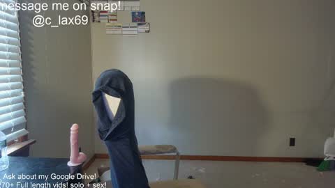 Snapshot of sexylax69 chatting on July 27, 3:08 pm sexylax69 online show from July 27, 3:08 pm