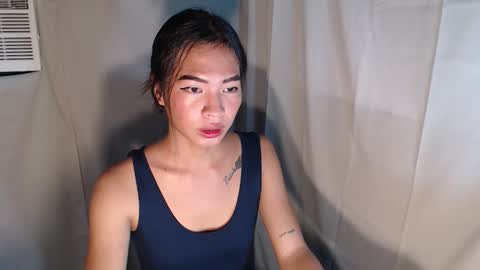 Snapshot of sexylaylia chatting on November 28, 5:10 am Laylia3 online show from November 28, 5:10 am