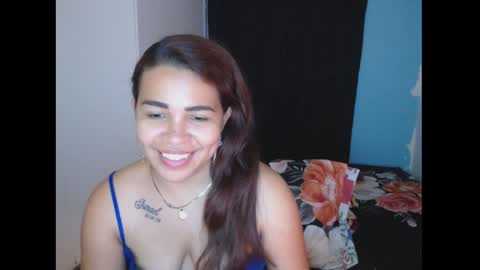 Snapshot of sexyloba_ chatting on January 6, 11:31 pm sexyloba independent model online show from January 6, 11:31 pm