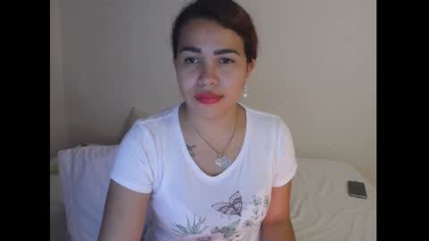 Snapshot of sexyloba_ chatting on February 26, 10:53 pm sexyloba independent model online show from February 26, 10:53 pm