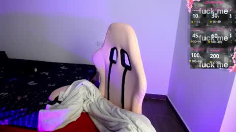 Snapshot of sexyloba_ chatting on July 16, 7:31 pm sexyloba independent model online show from July 16, 7:31 pm