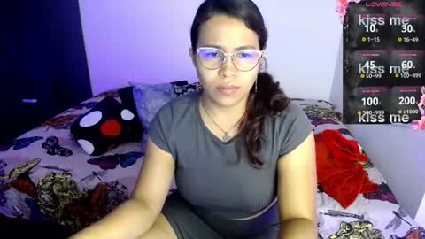 Snapshot of sexyloba_ chatting on July 31, 1:49 am sexyloba independent model online show from July 31, 1:49 am