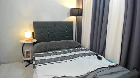 Snapshot of sexylovesappira chatting on January 17, 7:08 am maxine online show from January 17, 7:08 am